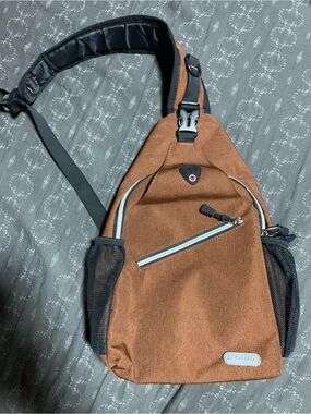 Monrow Brown Men’s Sling Backpack with Black Accents